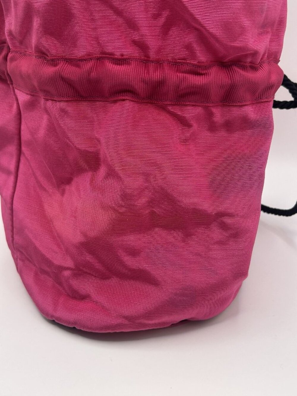 Christian Dior Pink Drawstring Makeup Bag Satin CD Logo Cosmetic Pouch Vintage - Picture 10 of 16